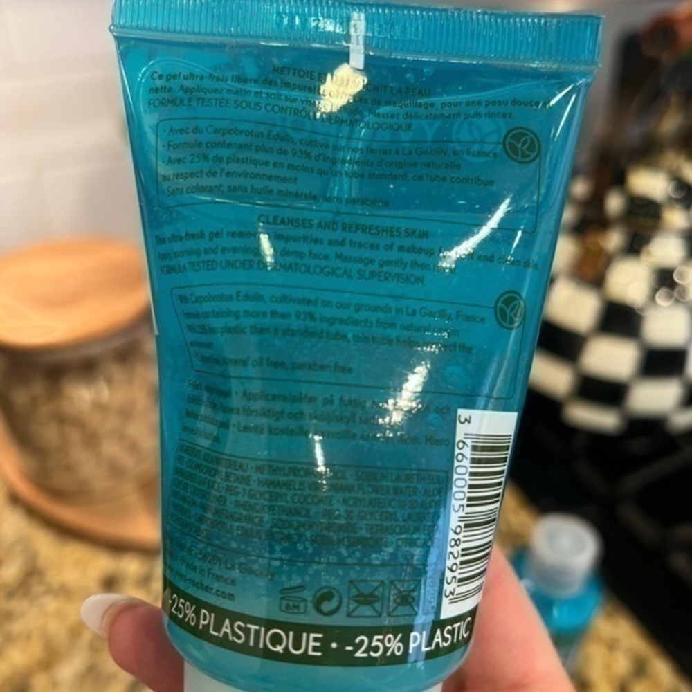 NEW Yves Rocher France‎ Hydra Vegetal Toner & Cleansing Gel Set - Picture 5 of 8